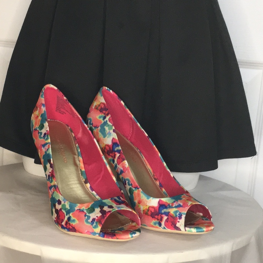 CHRISTIAN SIRIANO Peeptoe Pump